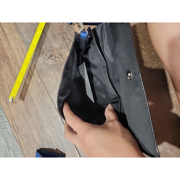 Women's 9 Nine West Royal Blue Wristlet And Photo Key Chain - $70 MSRP - Picture 9 of 10